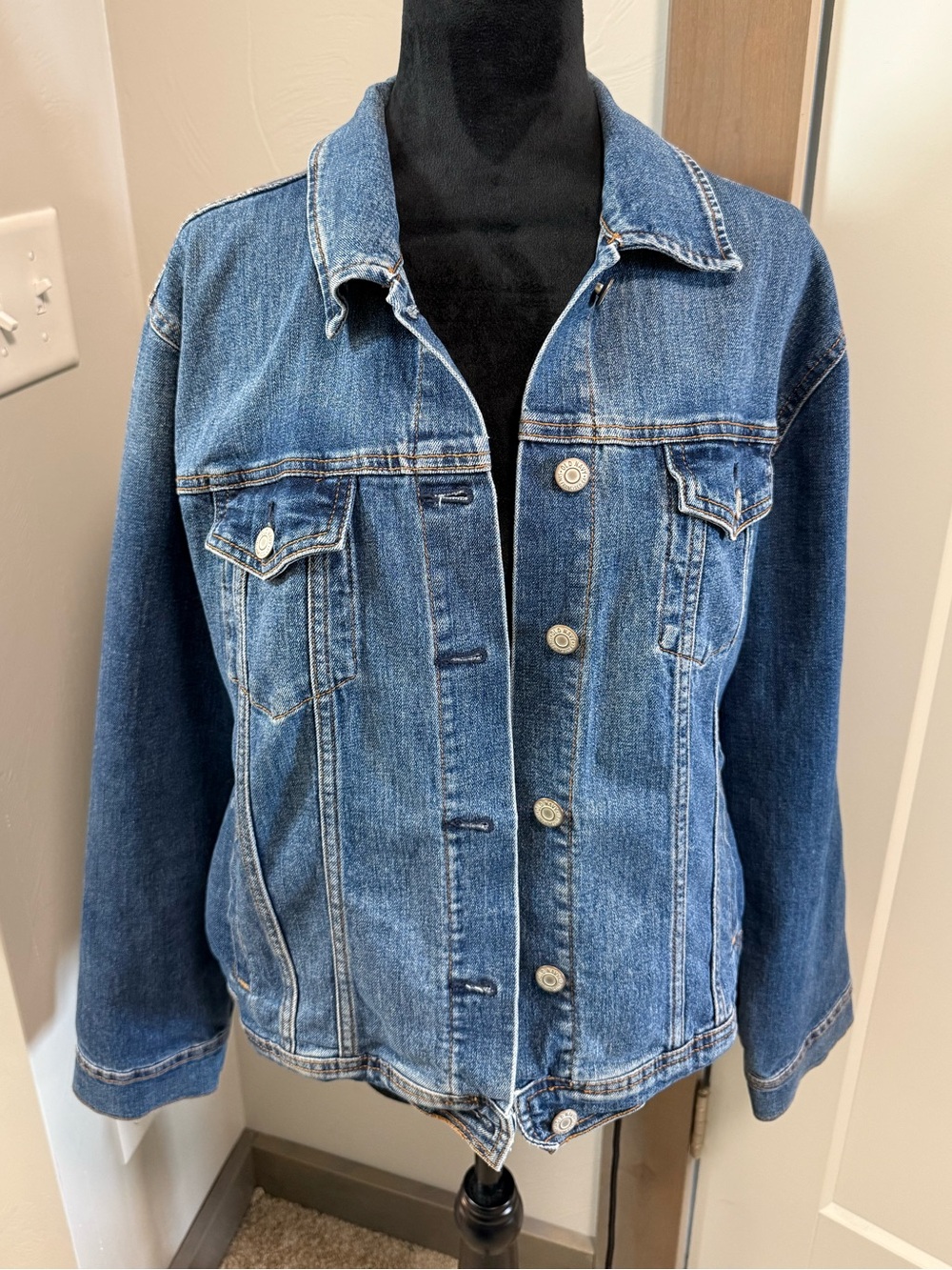 Old Navy Jean Denim Jacket Button Front Medium Wash Heavy Cotton XL